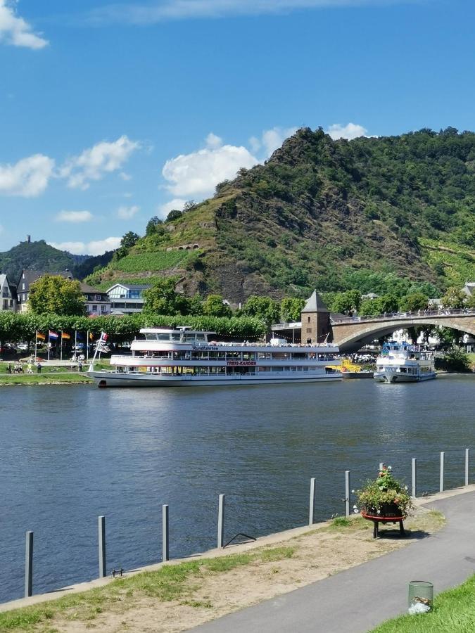 科赫姆Ferienhaus Moselgruen别墅 外观 照片